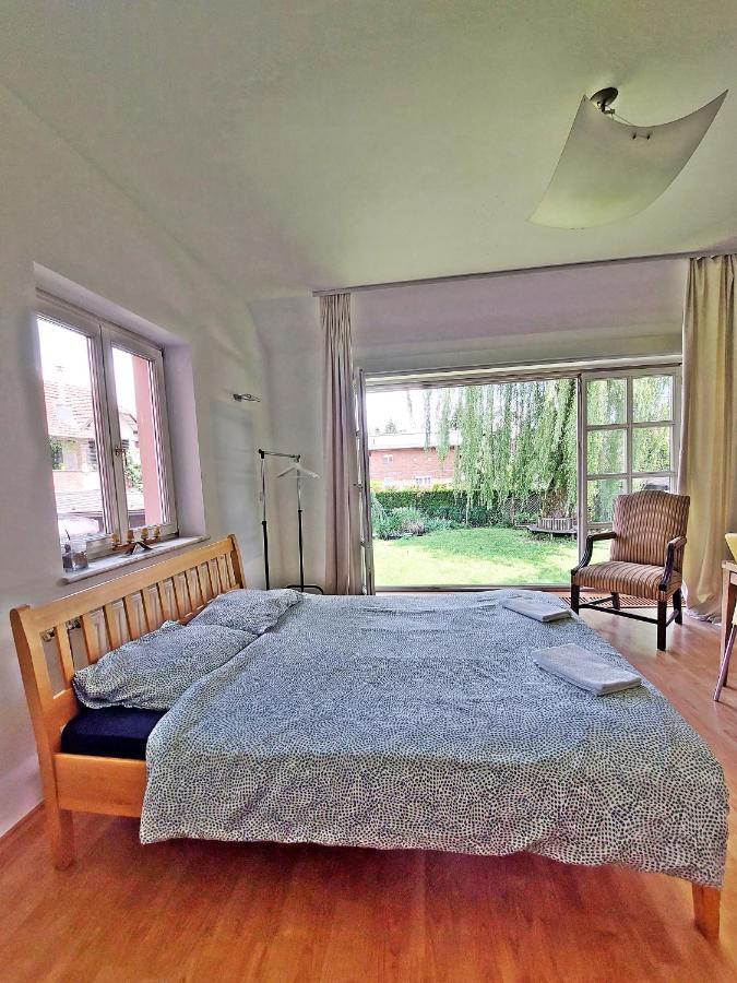R24, Rose House Hotel Ljubljana Bagian luar foto